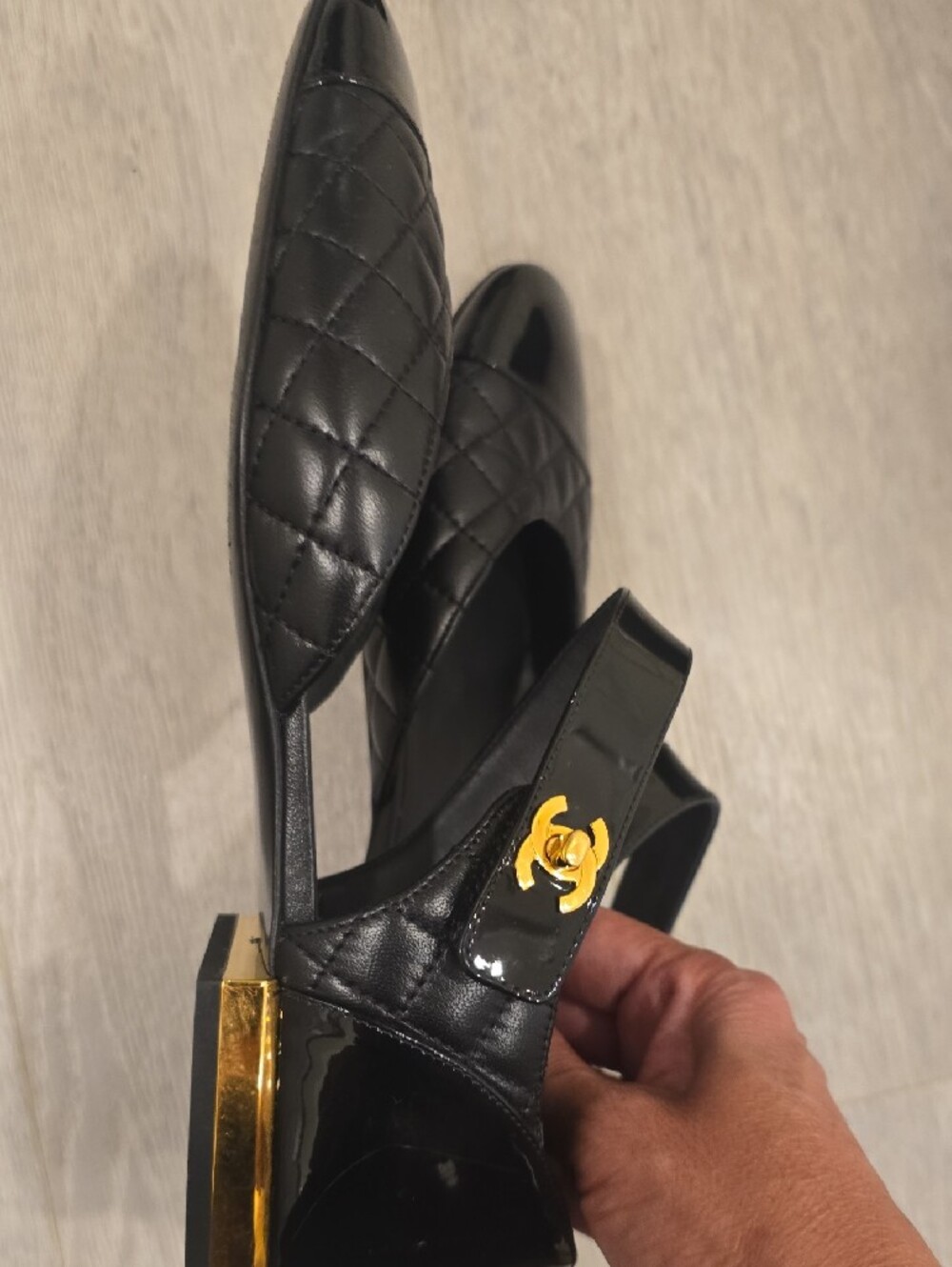 CHANEL Black Quilted Patent Leather/leather Cap-Toe Mary Jane Mules WORN TWICE - Picture 4 of 9